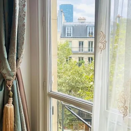 Luxurious 2 Bedrooms-view Seine River-paris Center