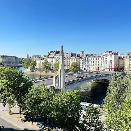 Luxurious 2 Bedrooms-view Seine River-paris Center Apartment