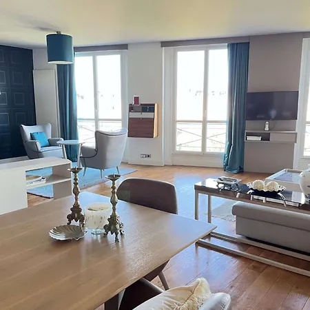 Luxurious 2 Bedrooms-view Seine River-paris Center Apartment Paris